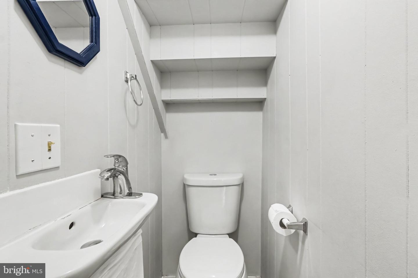 400 W Dauphin Property Photo 25