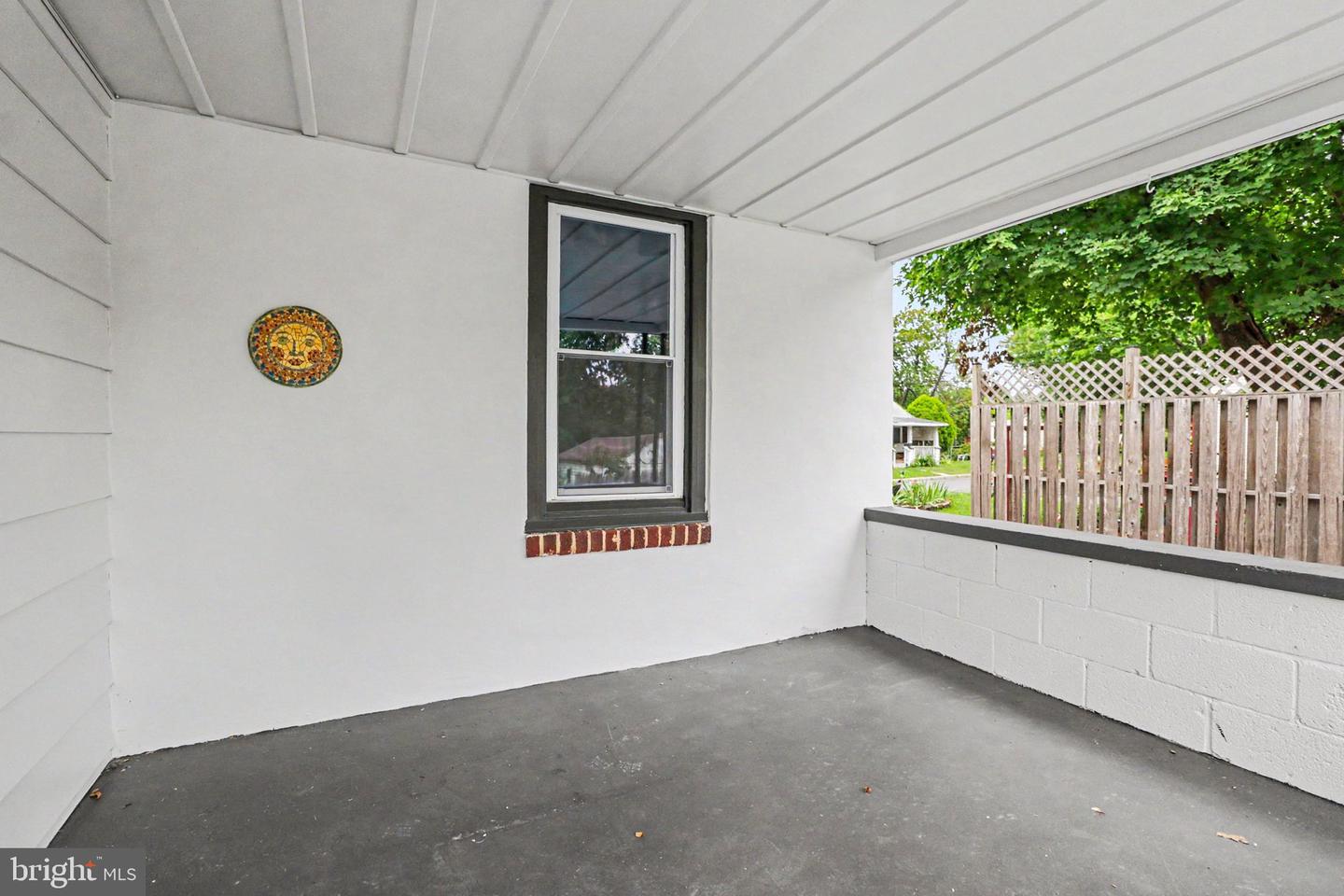 400 W Dauphin Property Photo 26