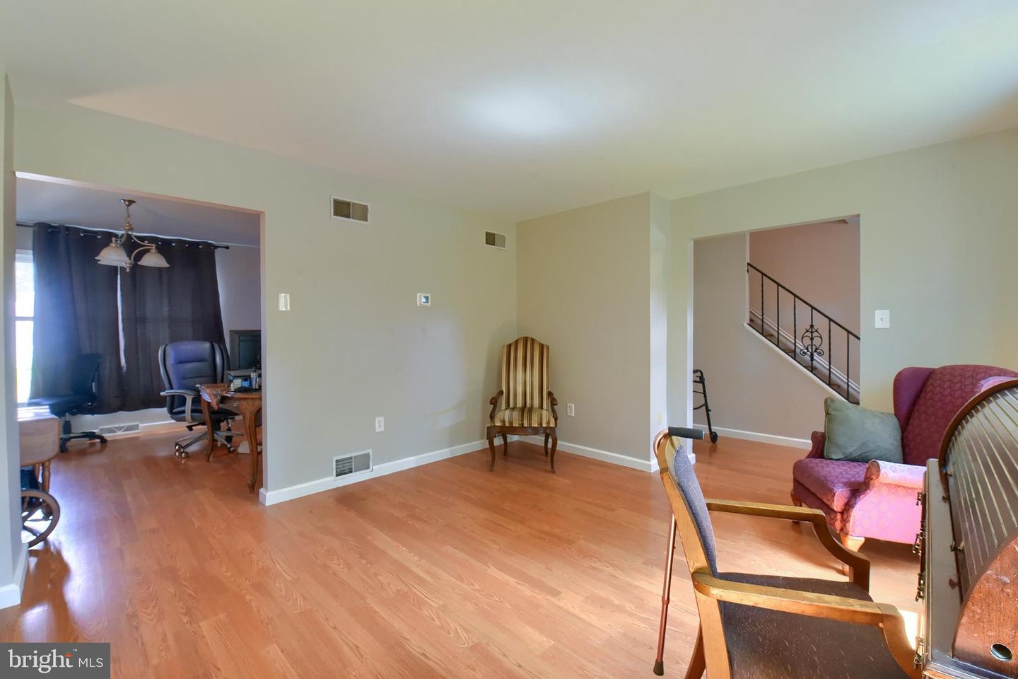 2204 Fenwick Ave Property Photo 7