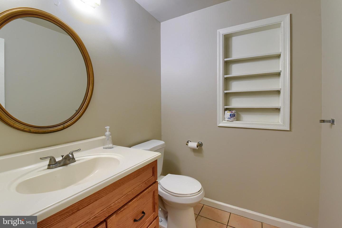2204 Fenwick Ave Property Photo 15