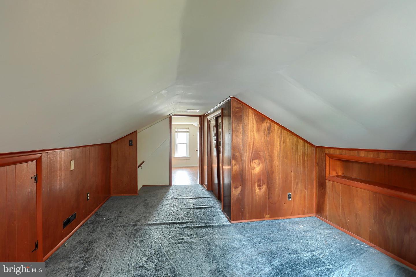 1945 Spring Rd Property Photo 20