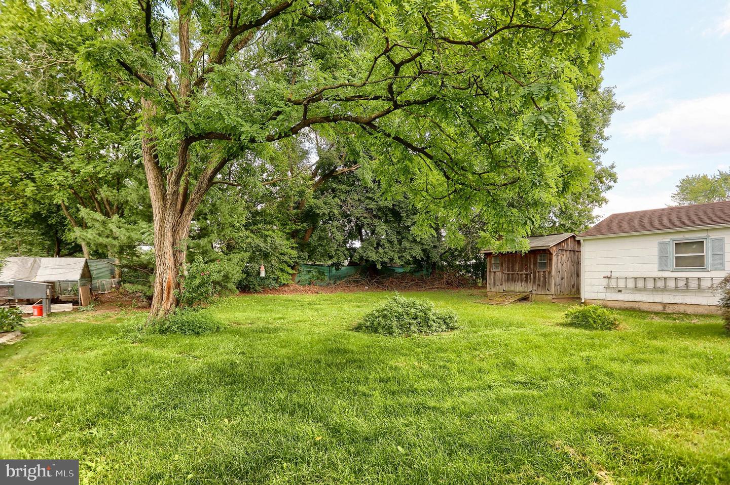 1945 Spring Rd Property Photo 26