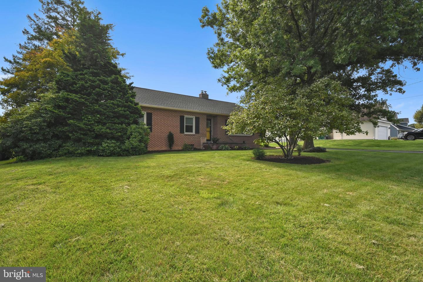 29 Fairfield St Property Photo 6