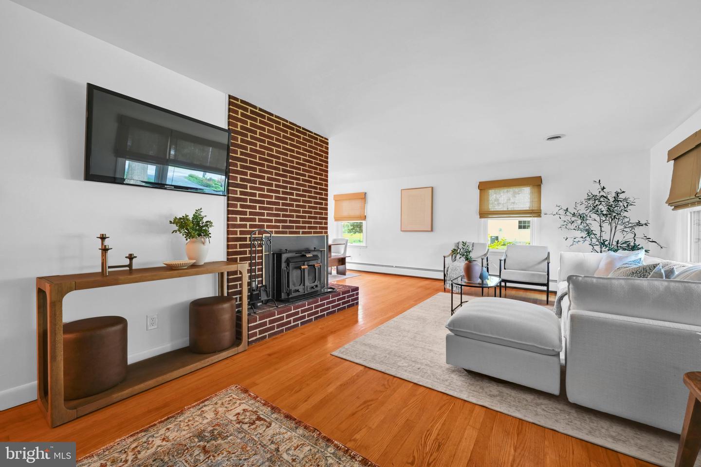29 Fairfield St Property Photo 10