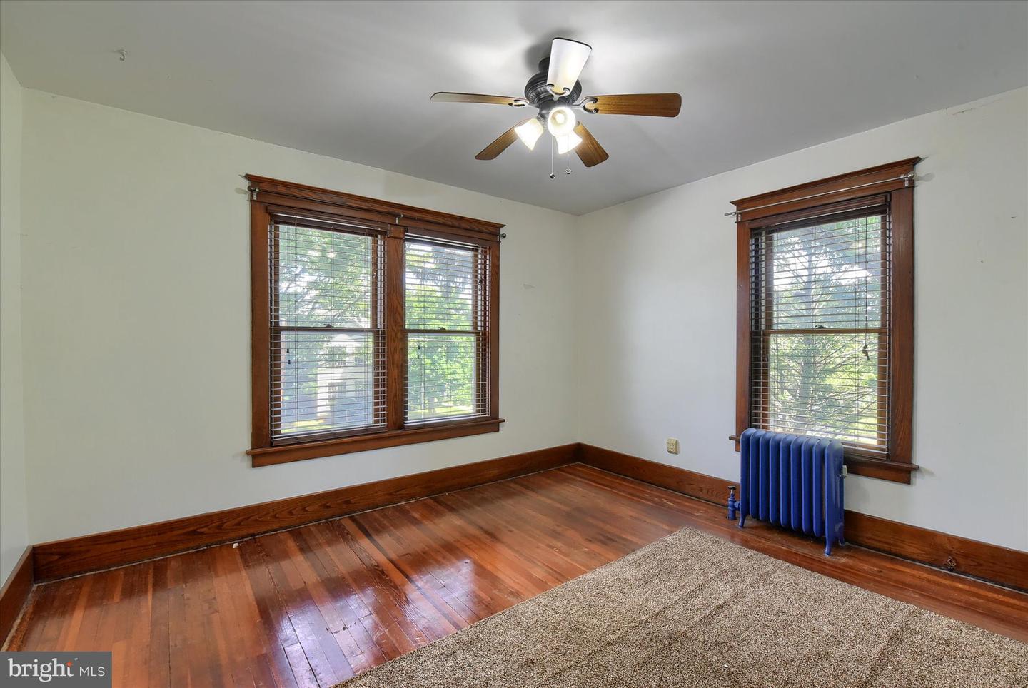 512 S Market St Property Photo 29