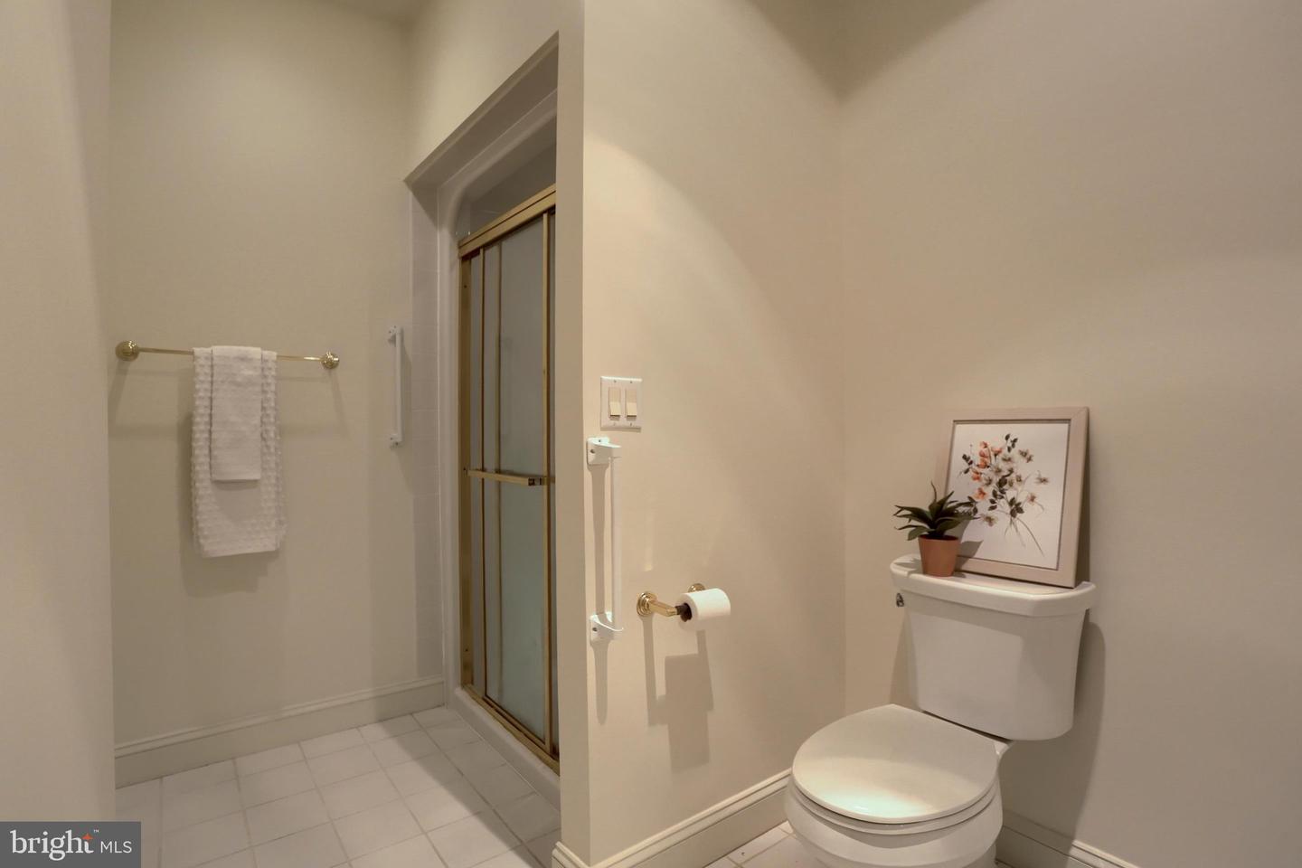 1121 Country Club Rd Property Photo 21