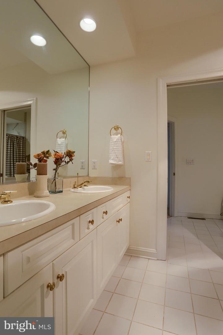1121 Country Club Rd Property Photo 27