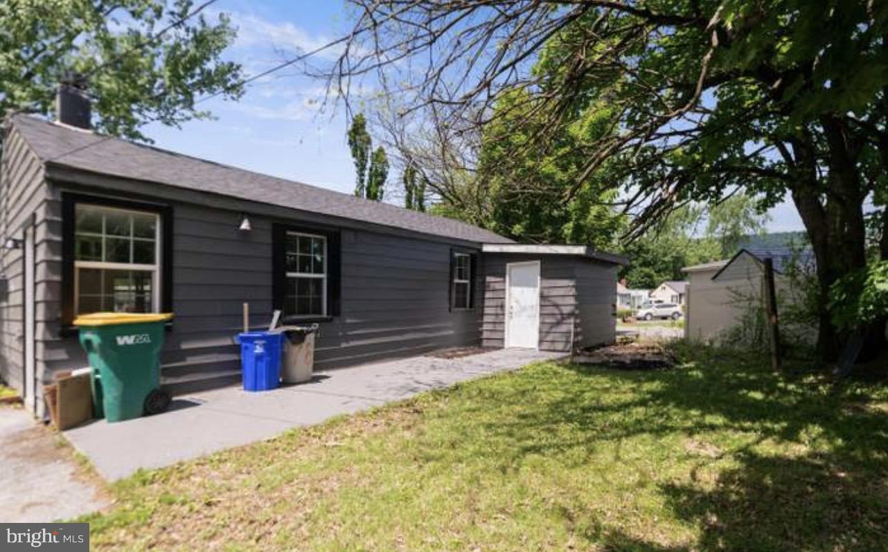 78 Oliver Rd Property Photo 3