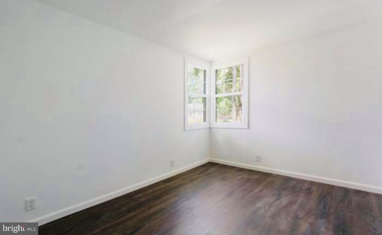 78 Oliver Rd Property Photo 12