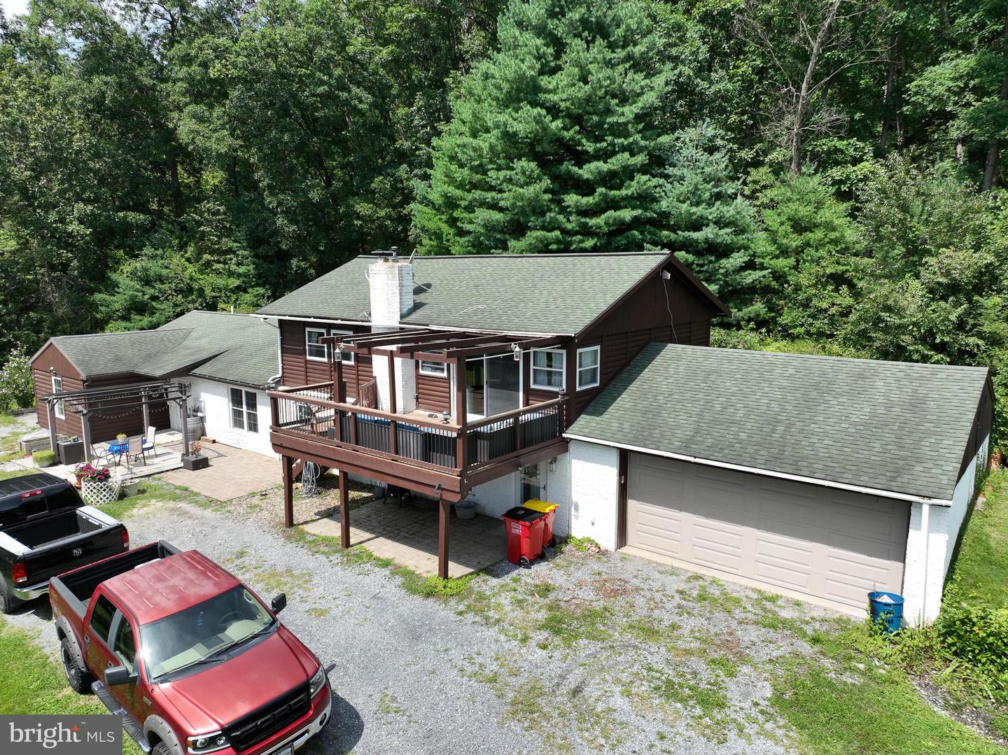 357 Pine Grove Rd Property Photo 1