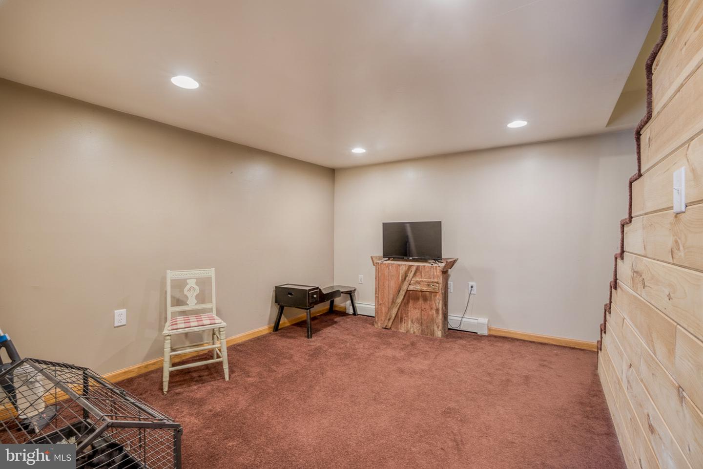 357 Pine Grove Rd Property Photo 16