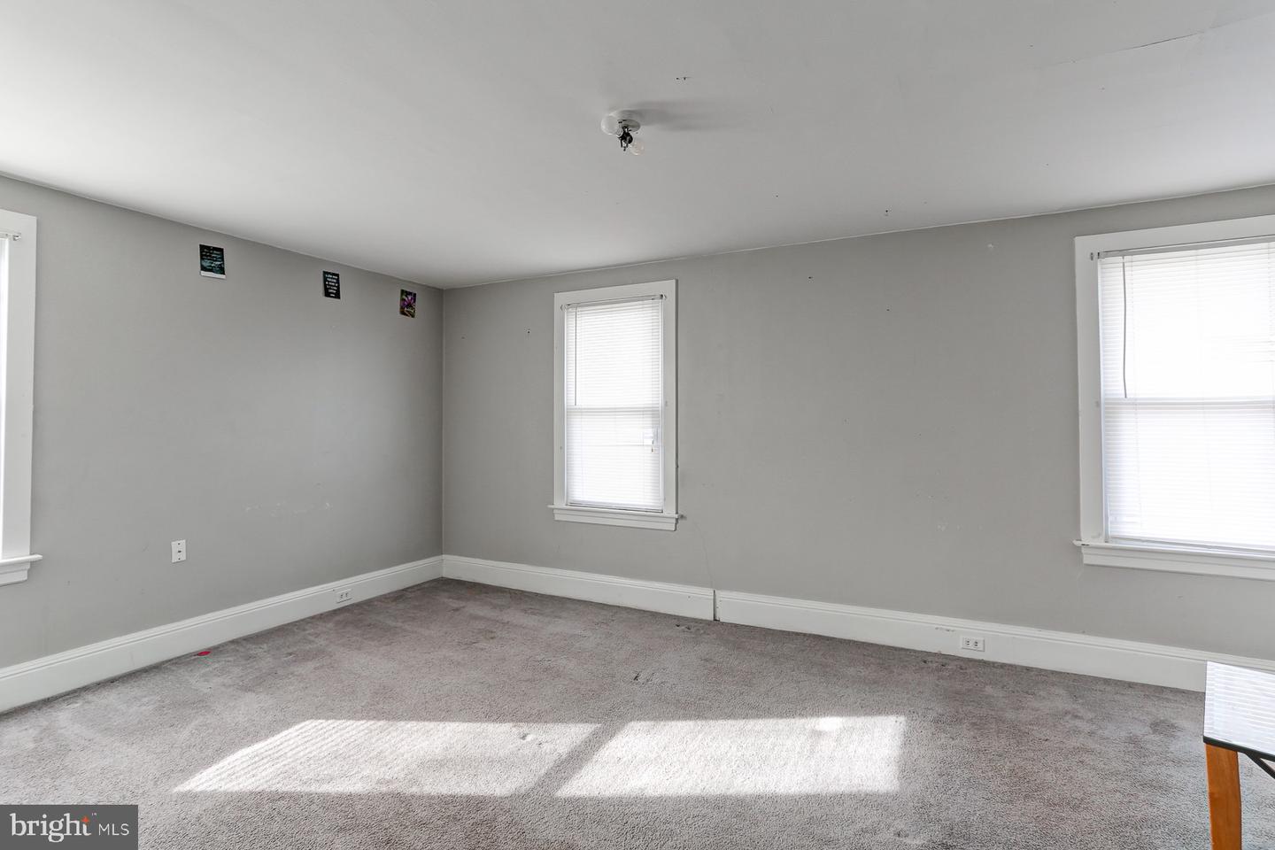 168 8th St Property Photo 10