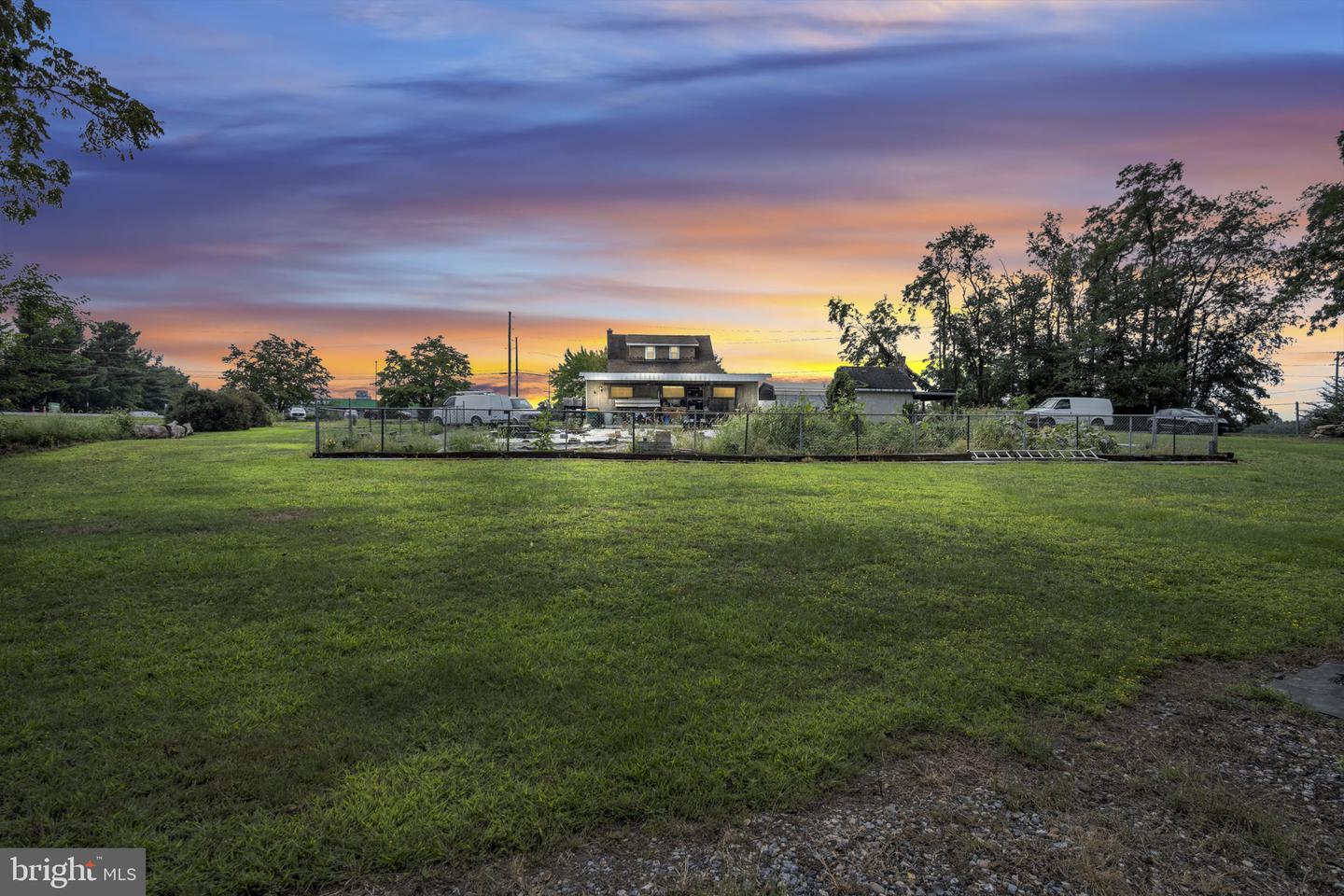 4460 Valley Rd Property Photo 1