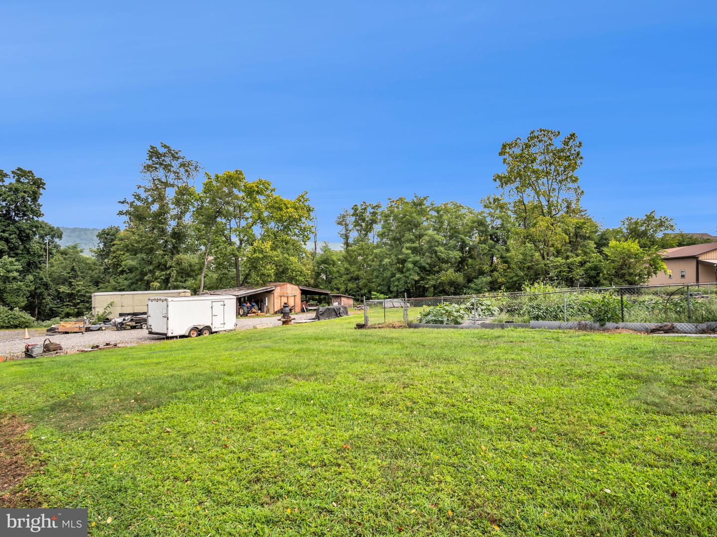 4460 Valley Rd Property Photo 21