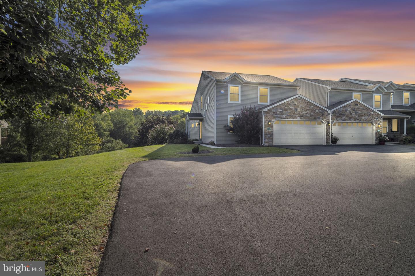1222 Bent Creek Blvd Property Photo 1