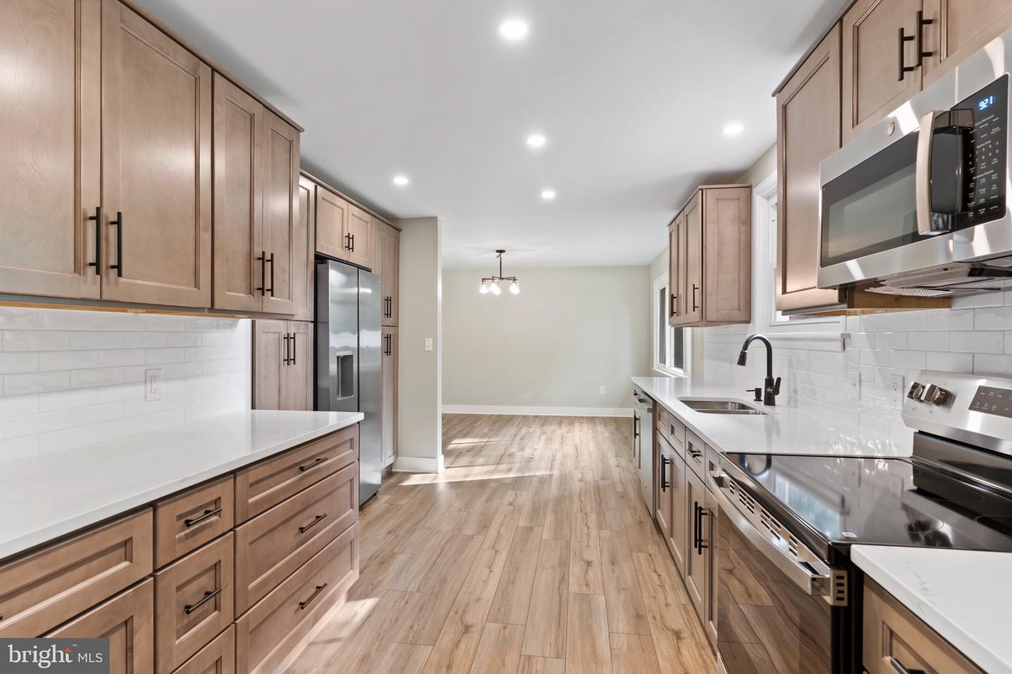 531 Hamilton St Property Photo 15