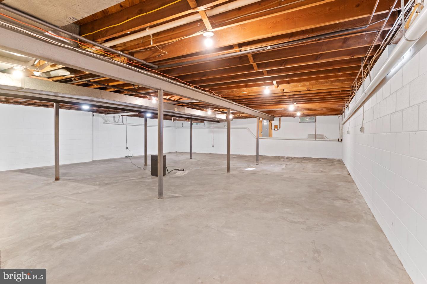 531 Hamilton St Property Photo 32