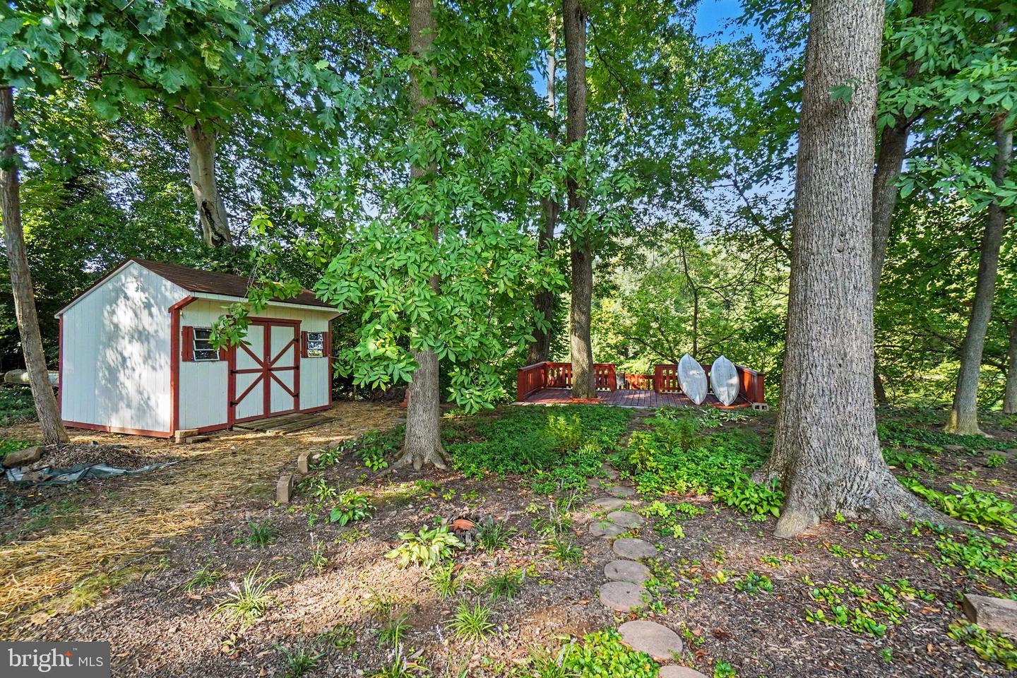 819 Meadow Ln Property Photo 24