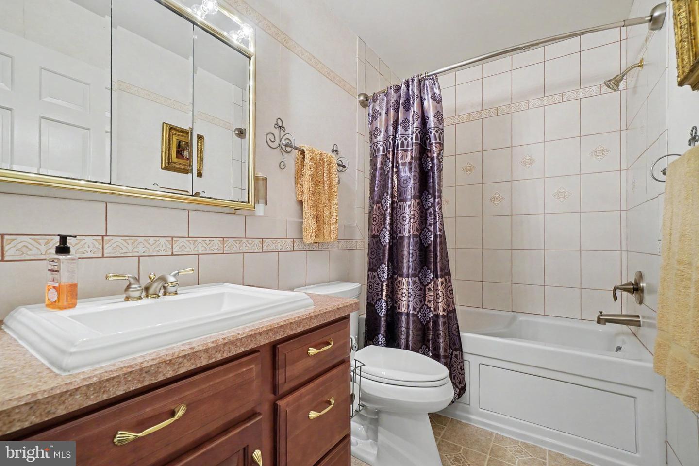 819 Meadow Ln Property Photo 41