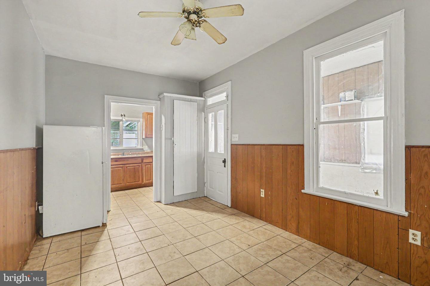 29 S 2nd St Property Photo 8