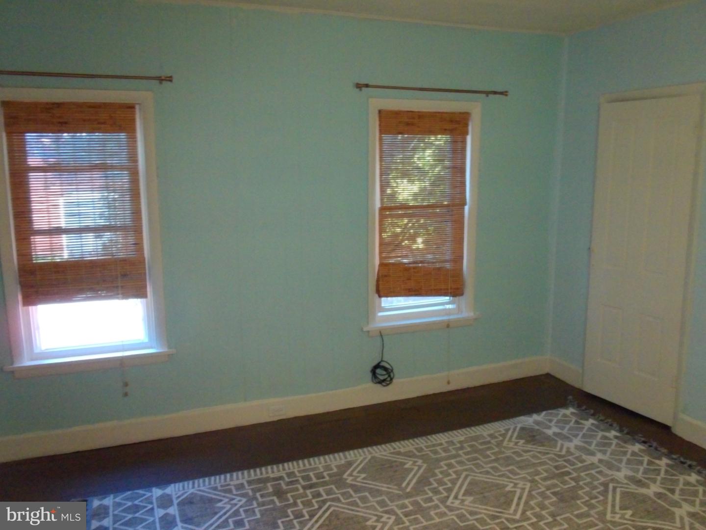 333 E Louther St Property Photo 10