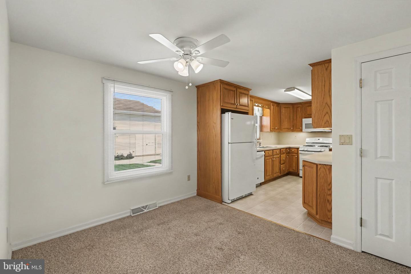 121 E Factory St Property Photo 14