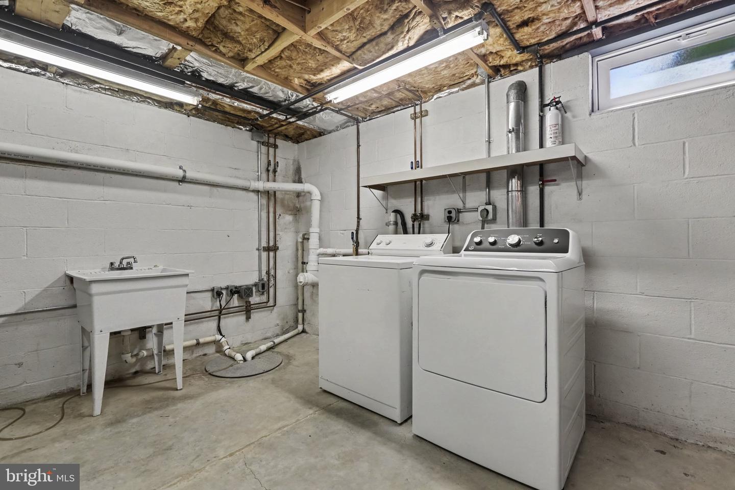 121 E Factory St Property Photo 29