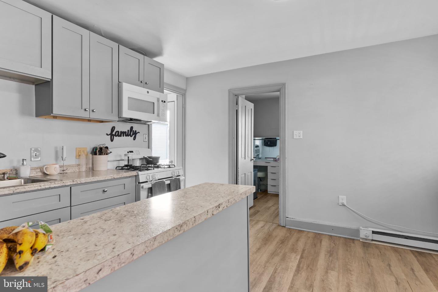 214 N College St Property Photo 18