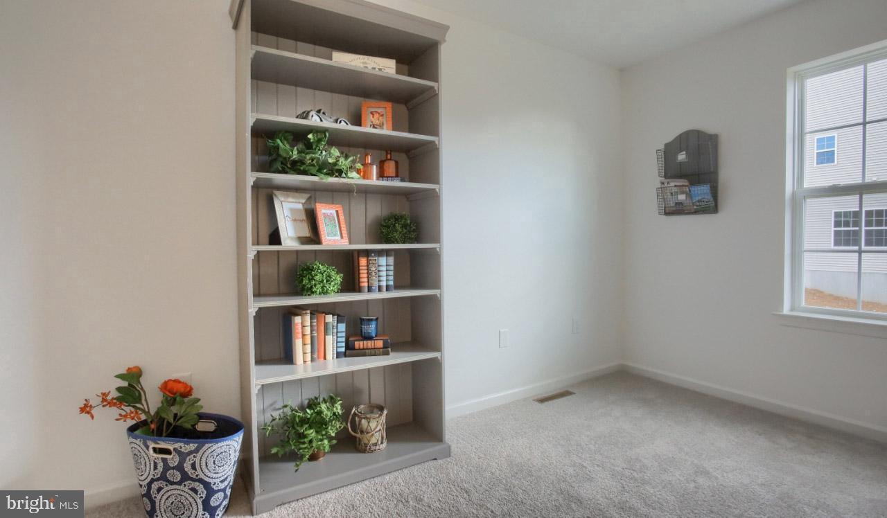 1706 Shady Lane Property Photo 21