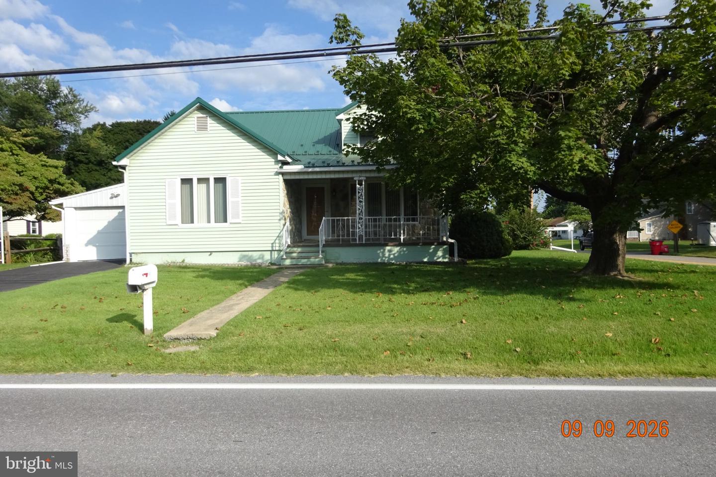PACB2058404 Property Photo 3