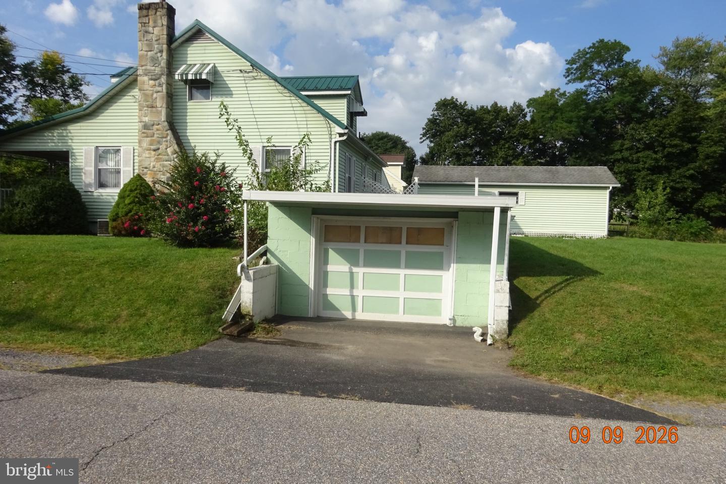 PACB2058404 Property Photo 6