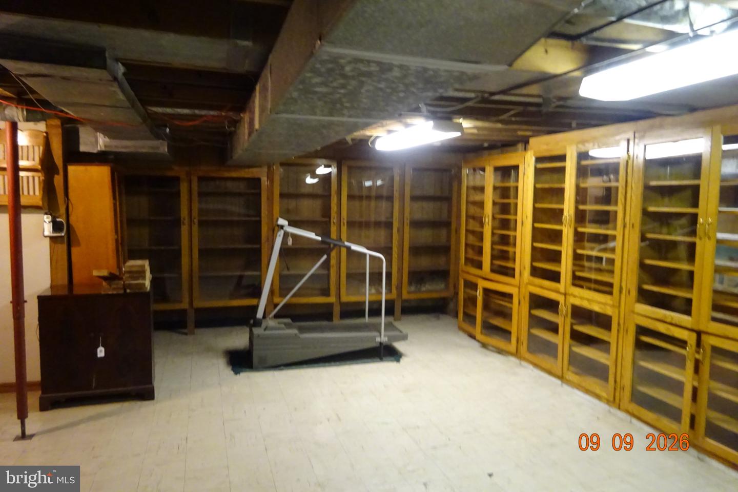 PACB2058404 Property Photo 38