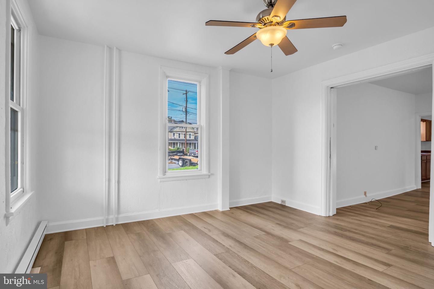 221 7th St Property Photo 10