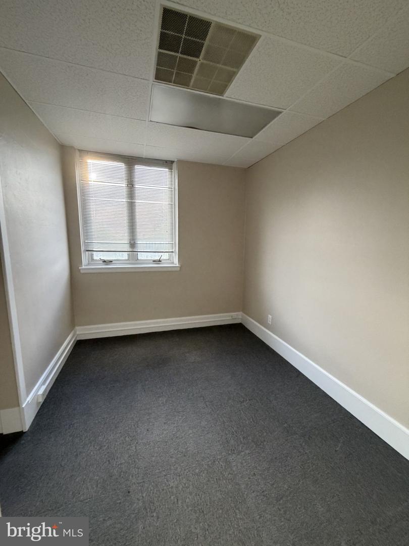 125 N Enola Dr #205 B Property Photo 6