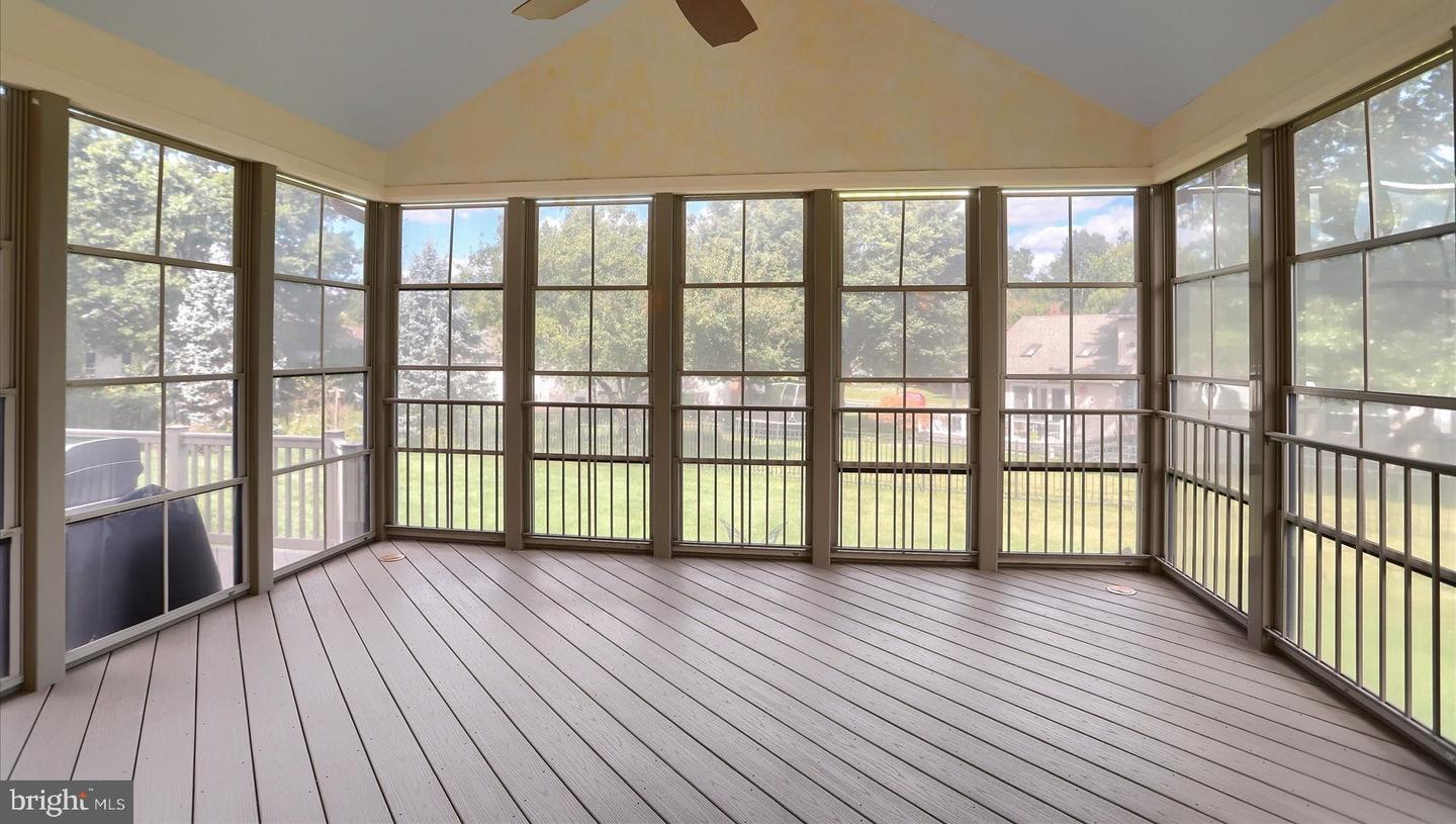 PACB2058438 Property Photo 17
