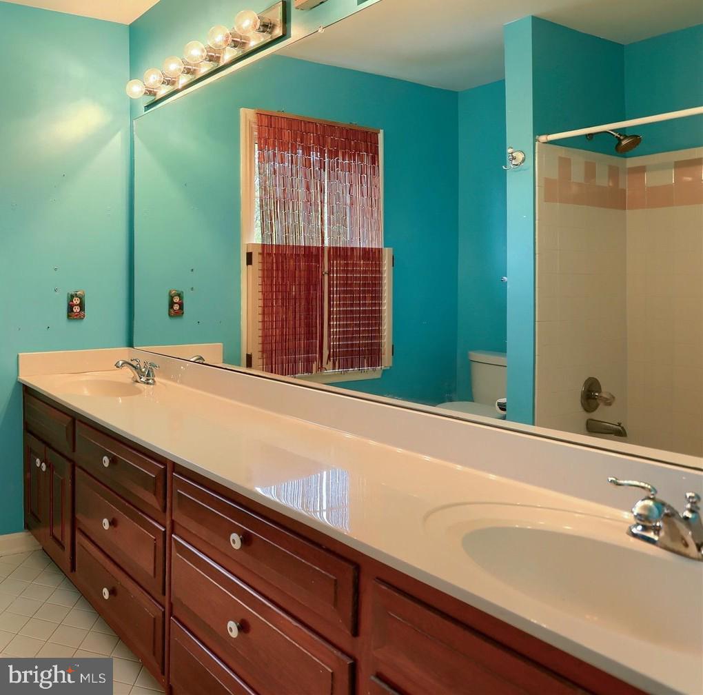 PACB2058438 Property Photo 34