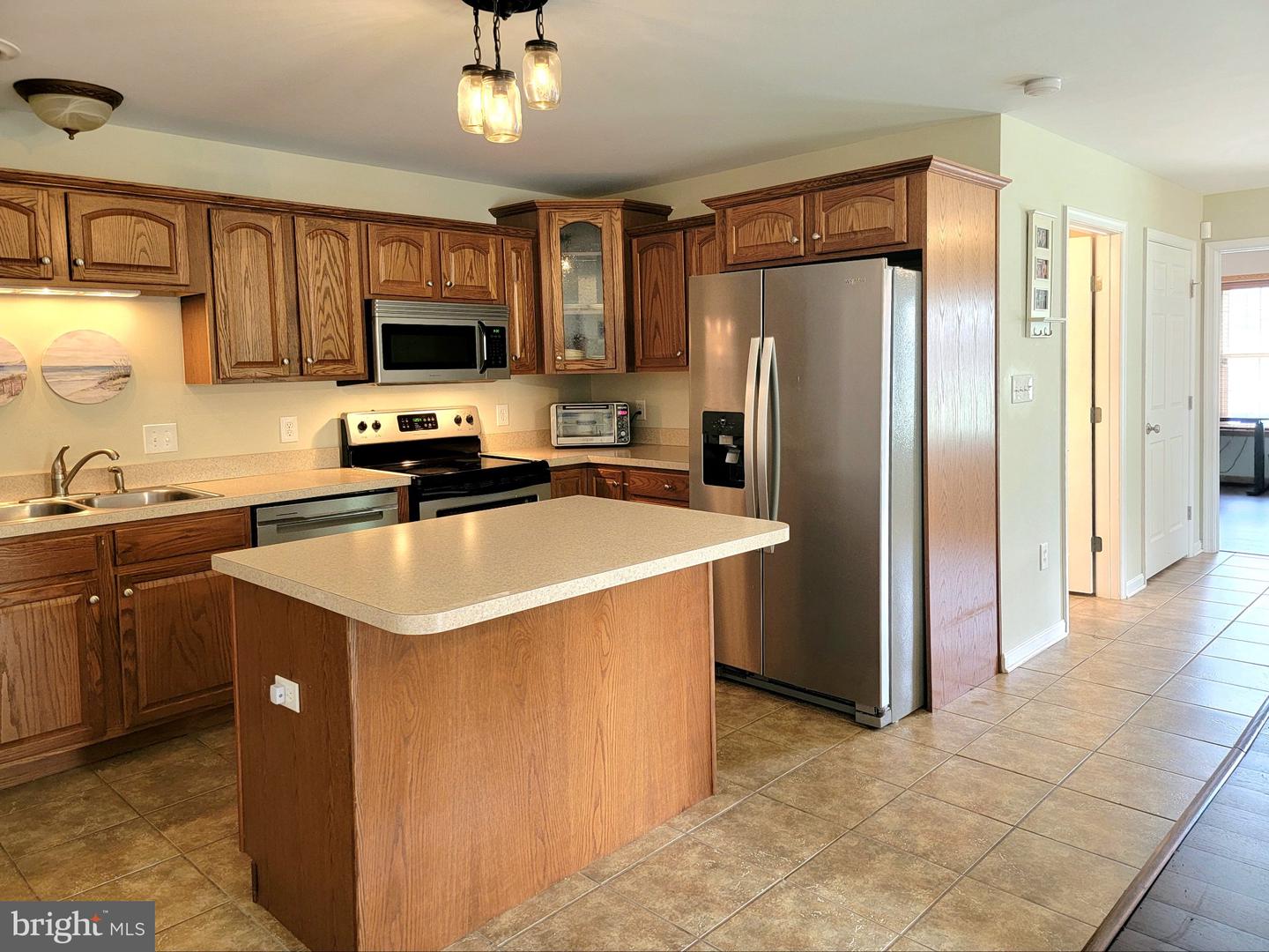 1049 Newville Rd Property Photo 15