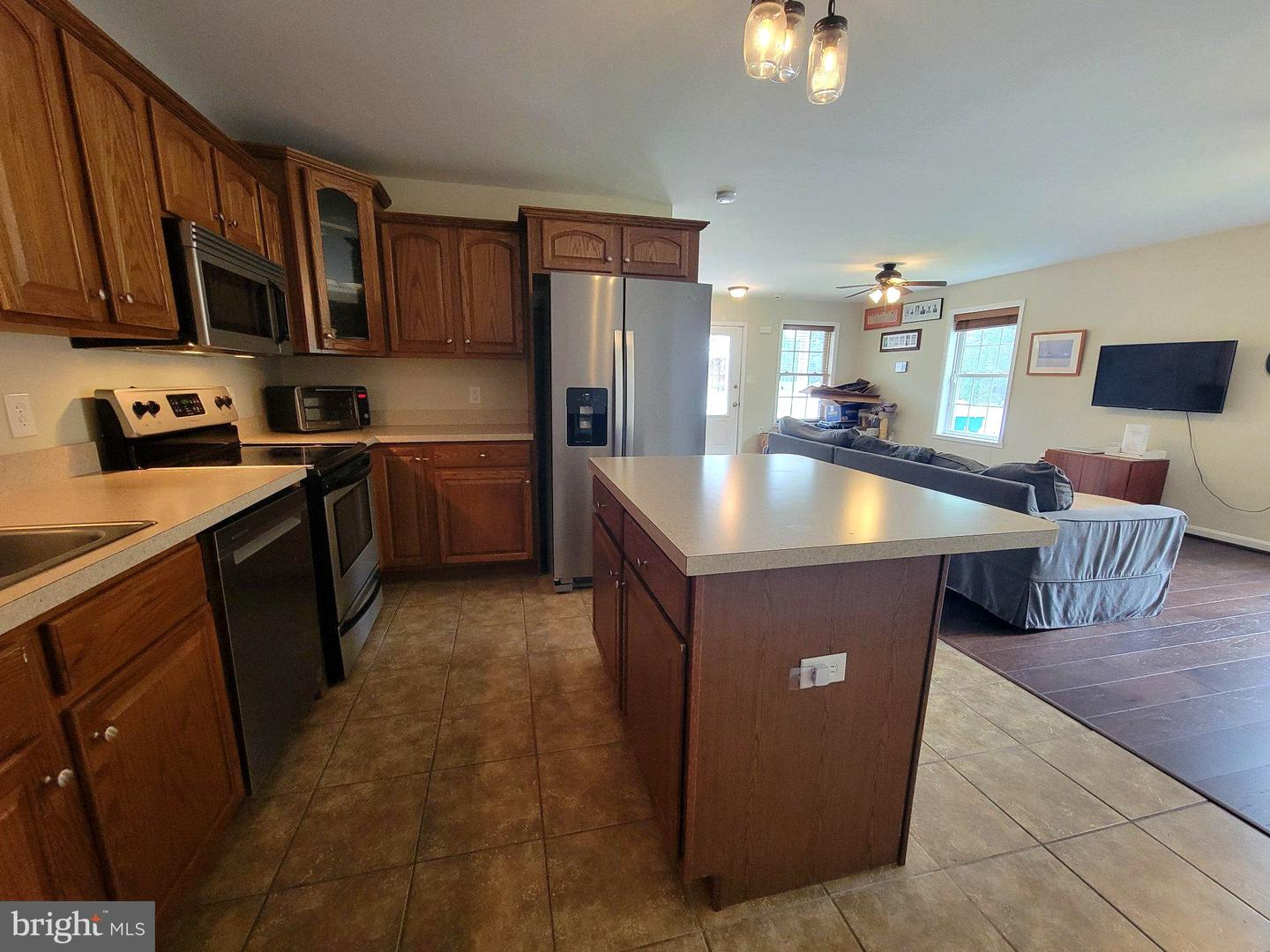 1049 Newville Rd Property Photo 16
