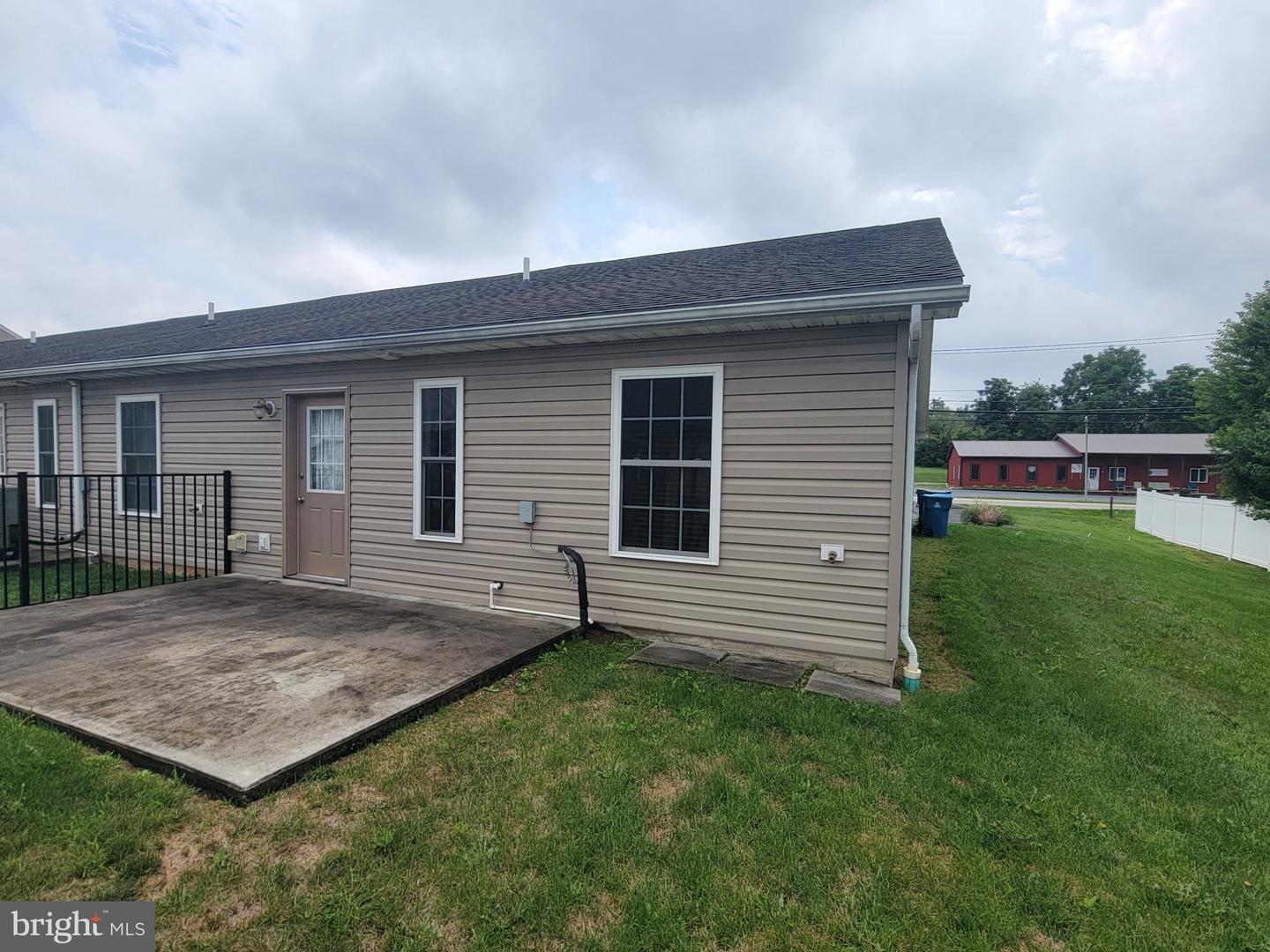 1049 Newville Rd Property Photo 31