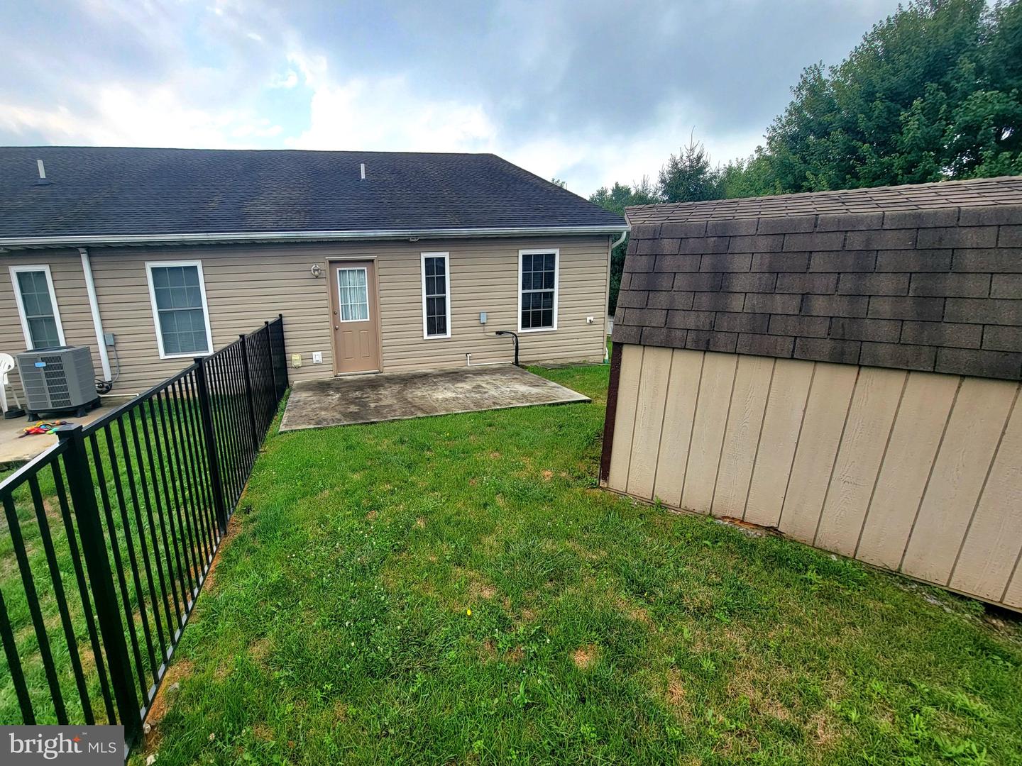 1049 Newville Rd Property Photo 35