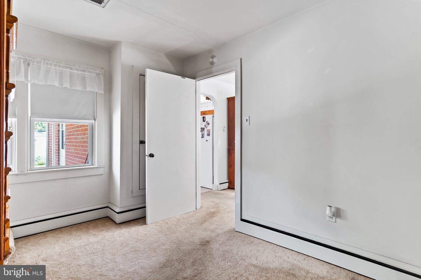 325 Franklin St Property Photo 15