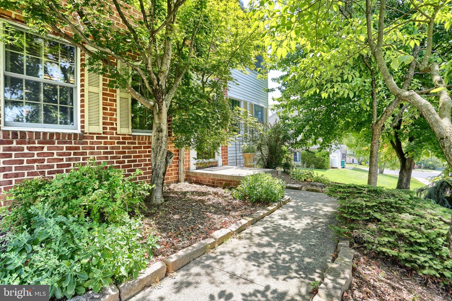 3 Cedar Ct Property Photo 1