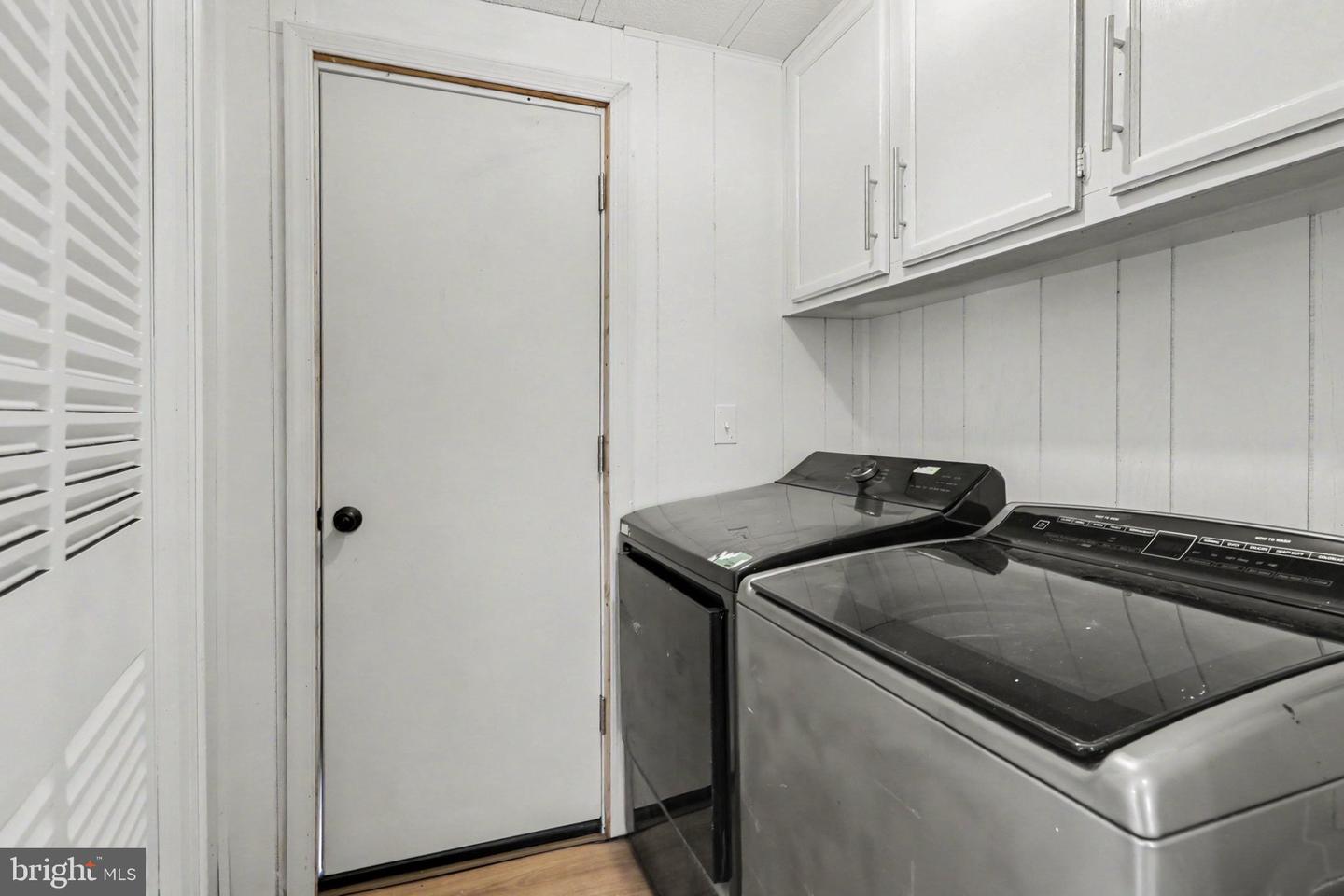 319 Bahama Cir Property Photo 11