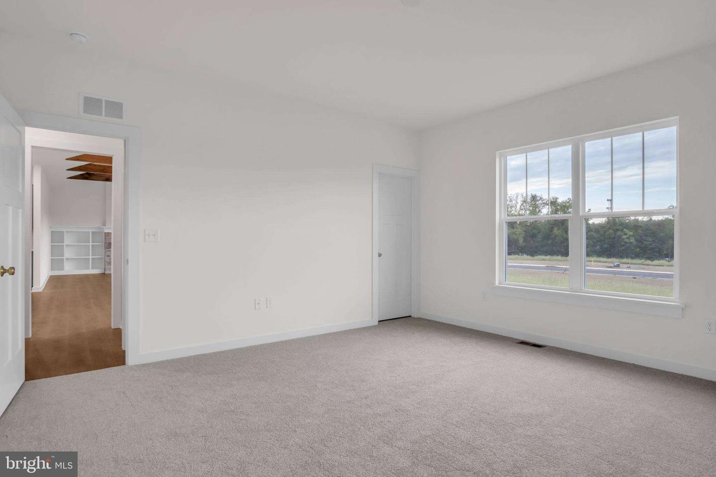 2235 S Autumn Chase Dr #92 Property Photo 8