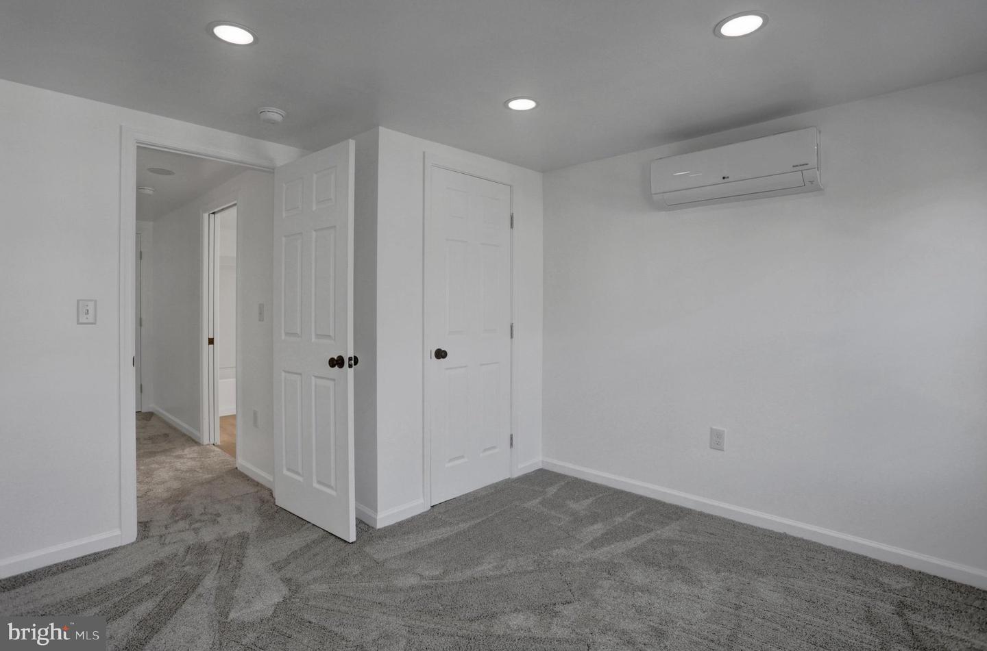 334 W Penn St Property Photo 19