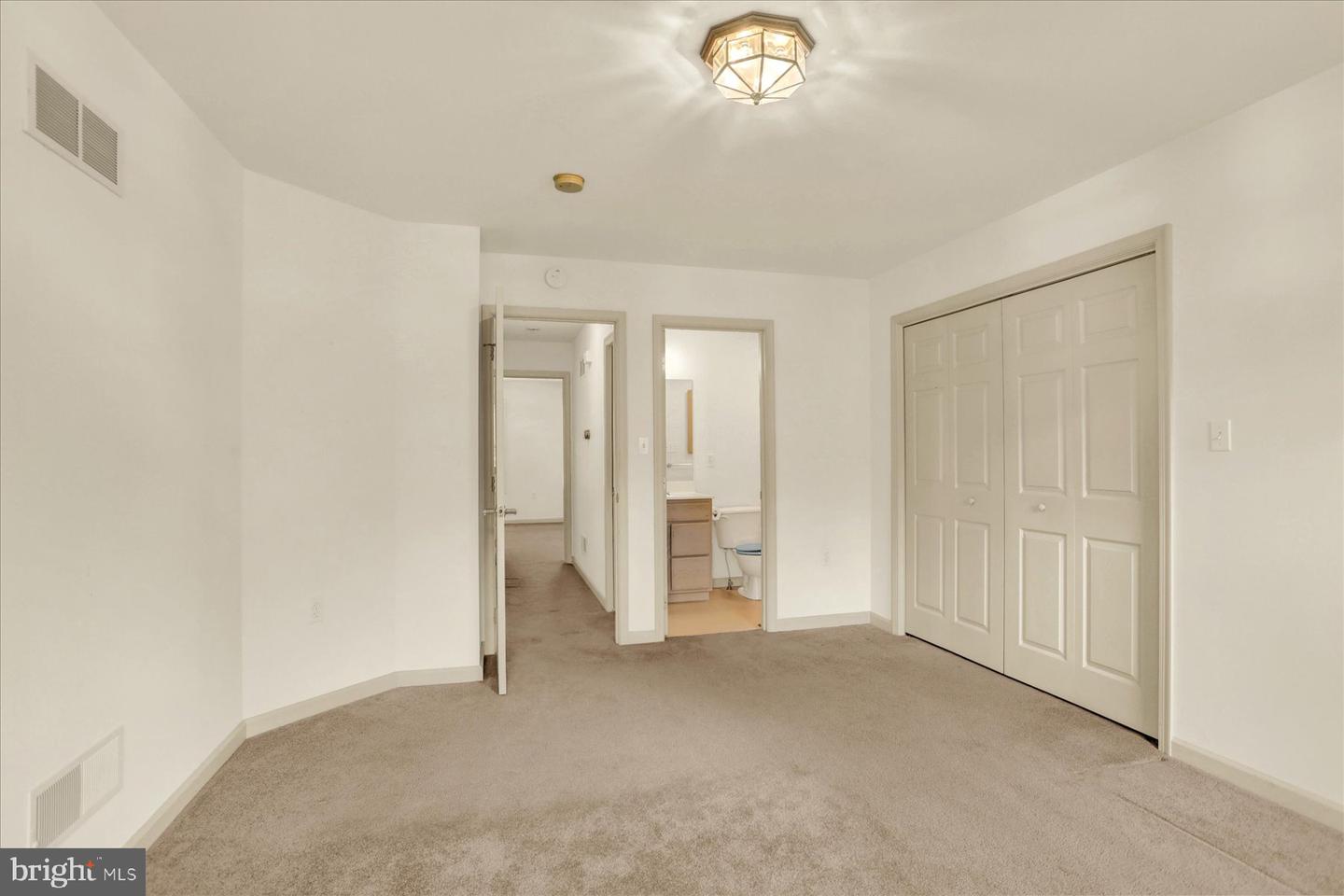 137 Lee Ann Ct Property Photo 13