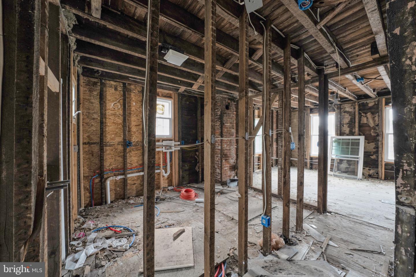 225 Market St Property Photo 11