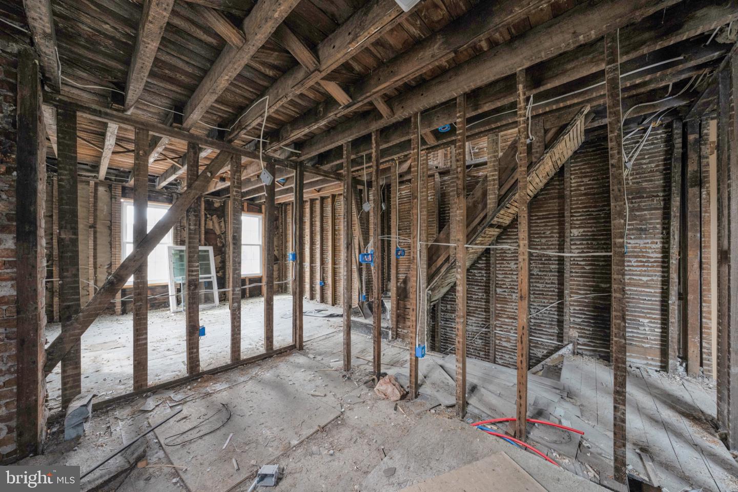 225 Market St Property Photo 17
