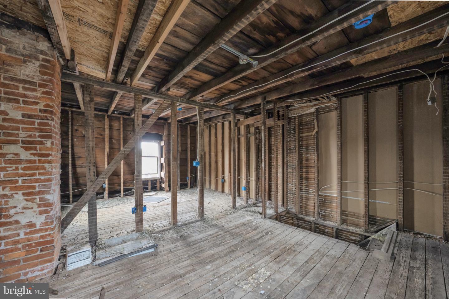 225 Market St Property Photo 21