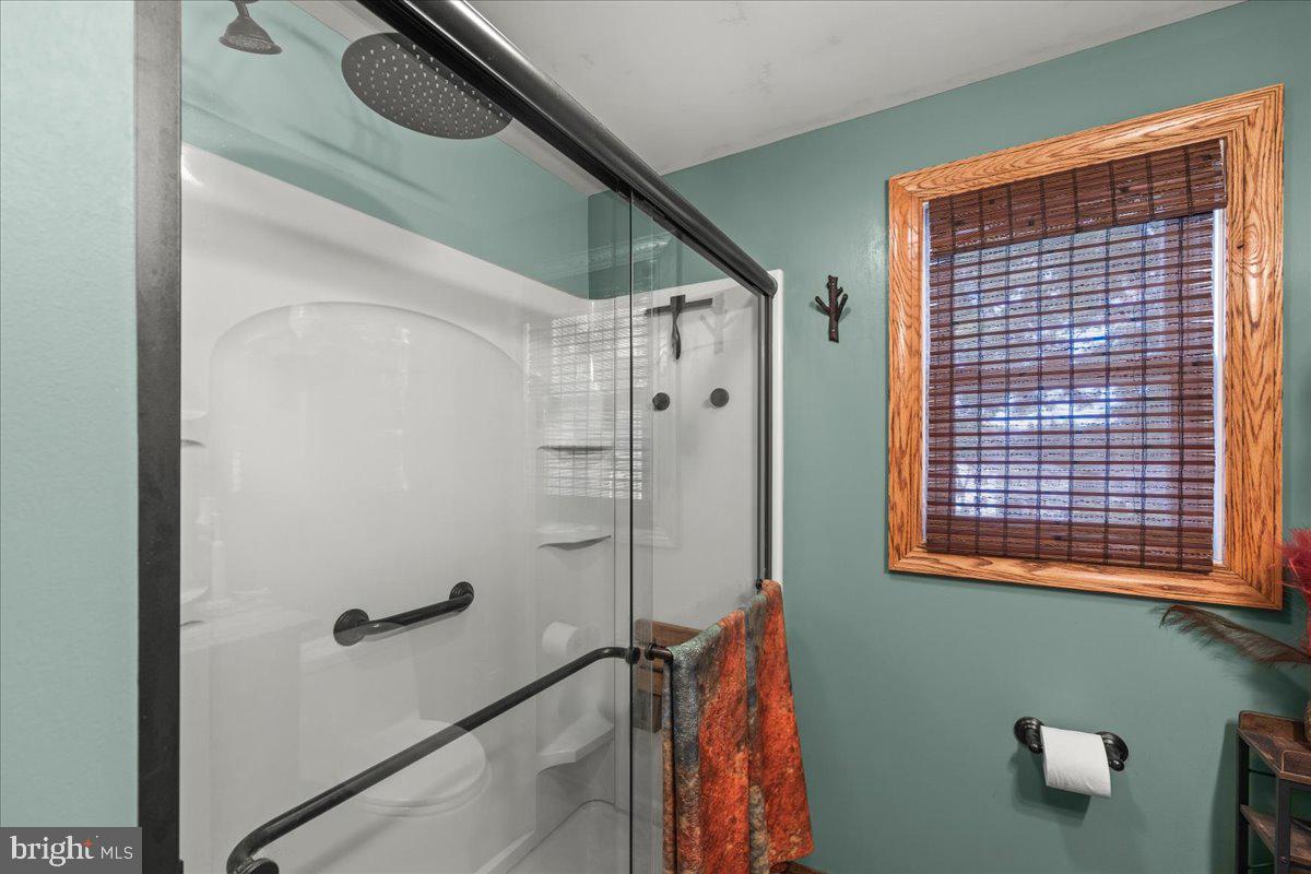 100 Walton Ave Property Photo 5
